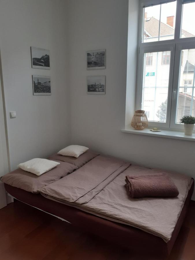 Ubytovani Na Spravnem Miste Znojmo Exterior photo