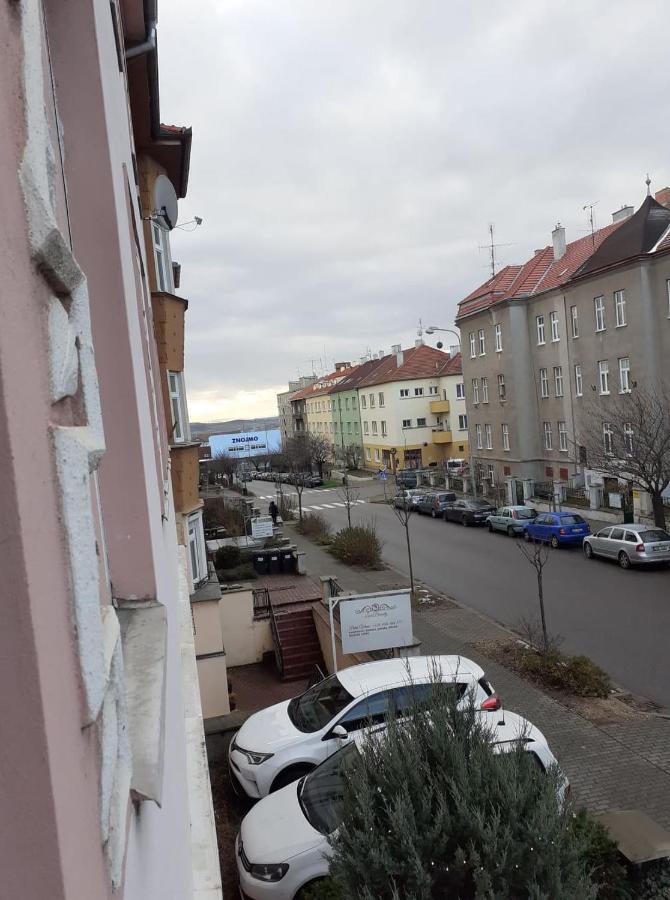 Ubytovani Na Spravnem Miste Znojmo Exterior photo